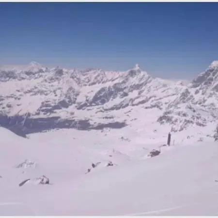 Skichalet Cervinia Bassi *