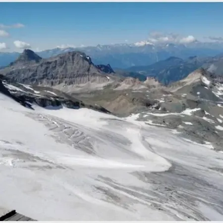 Skichalet Cervinia Bassi * Брей-Червінія
