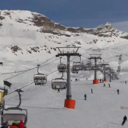 Skichalet Cervinia Bassi Apartment *