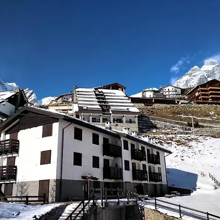 Skichalet Cervinia Bassi * Брей-Червінія